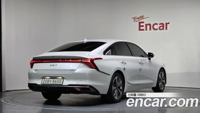 Kia K8 гибрид Signature, 2023 2