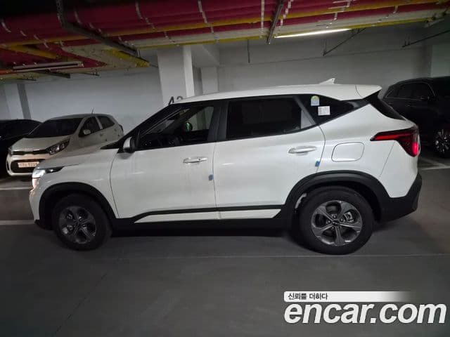 Kia Seltos Trendy, 2026 4