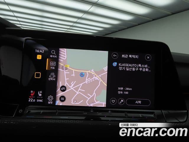 Volkswagen Гольф 8세대 2.0 GTI, 2024 15