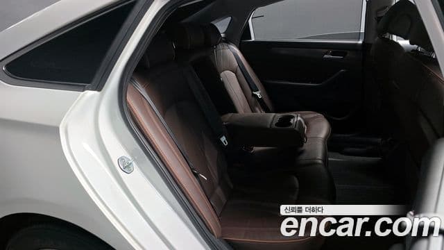 Hyundai LF Sonata 2.0 Care Plus, 2017 13