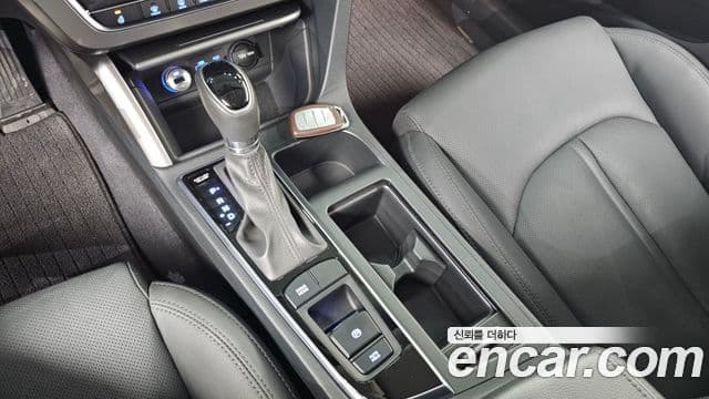 Hyundai LF Sonata гибрид Premium Special, 2017 9