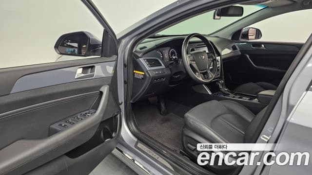 Hyundai LF Sonata гибрид Premium Special, 2017 10