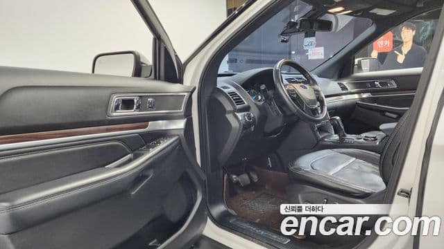 Ford Explorer 5세대, 2018 10