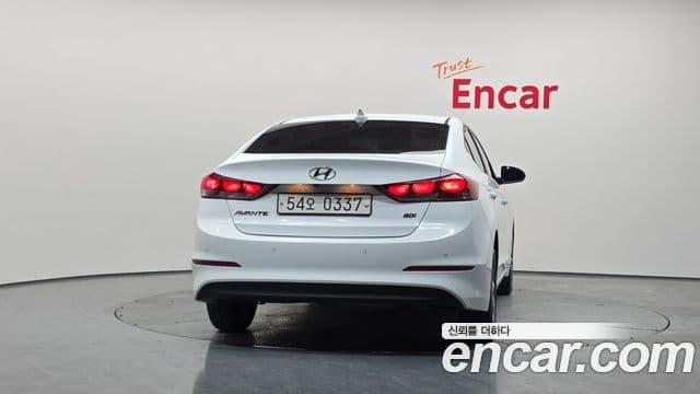 Hyundai Avante AD 1.6 GDI Smart, 2017 4