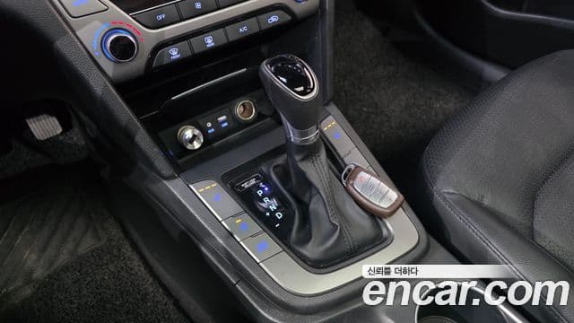 Hyundai Avante AD 1.6 GDI Smart, 2017 9