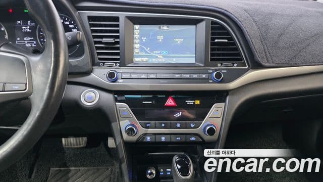 Hyundai Avante AD 1.6 GDI Smart, 2017 14