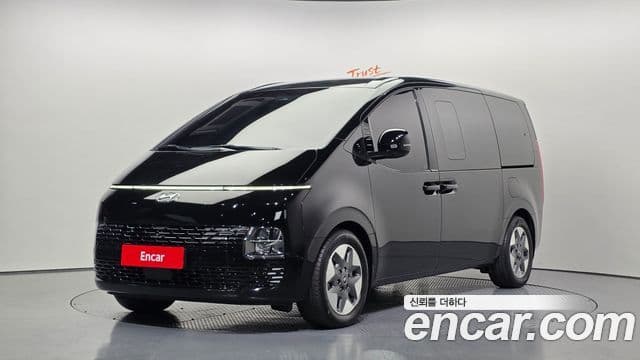 Hyundai Staria Modern, 2022 1