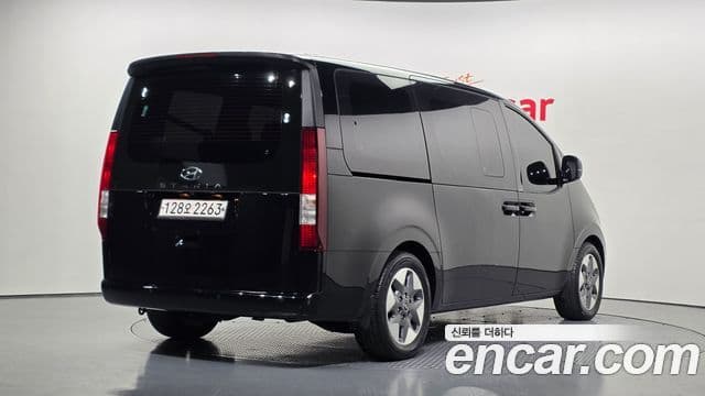 Hyundai Staria Modern, 2022 2