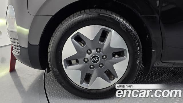 Hyundai Staria Modern, 2022 все фото