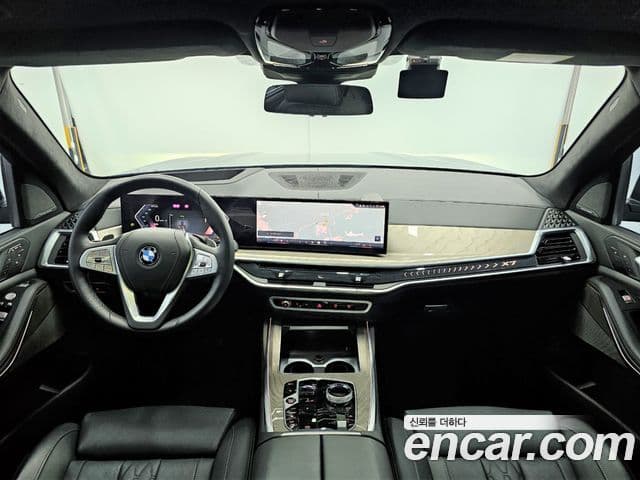 BMW X7 (G07) xDrive 40i Design Pure Excellence 6인승, 2024 7