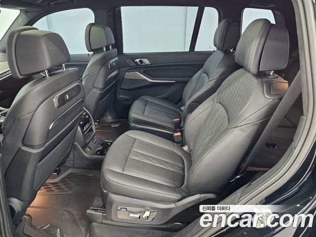 BMW X7 (G07) xDrive 40i Design Pure Excellence 6인승, 2024 11