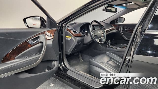 Hyundai Aslan Modern, 2015 10