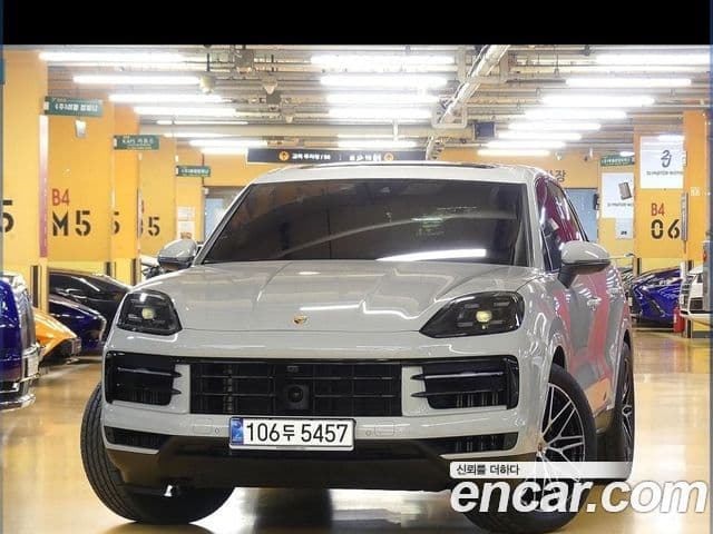 Porsche Cayenne (PO536), 2024 4