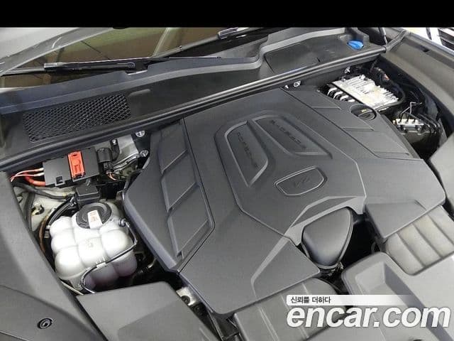 Porsche Cayenne (PO536), 2024 6