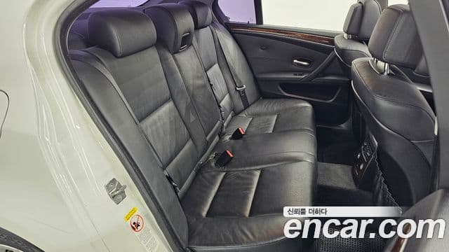 BMW 5시리즈 (E60) 528i седан SE, 2010 12