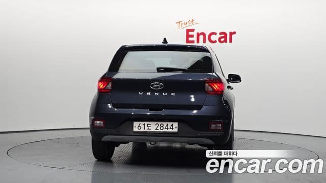 Hyundai Venue Modern, 2020 4