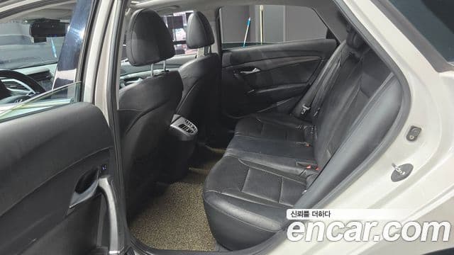 Hyundai i40 살룬 Premium, 2012 13