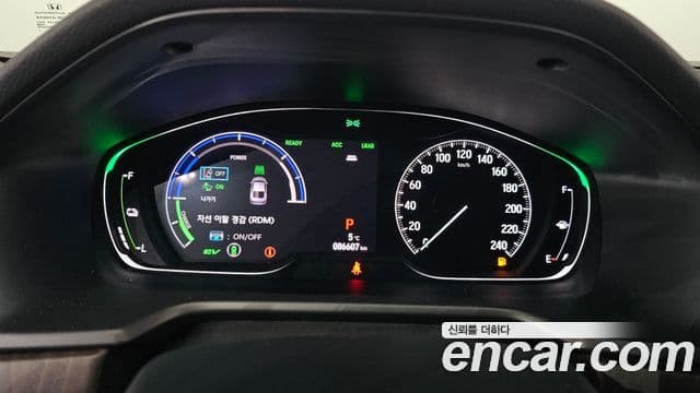 Honda Accord 10세대 2.0 гибрид Туринг (Touring), 2019 8
