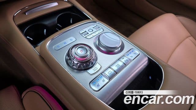 Genesis G90 (RS4) бензин 3.5 турбо AWD, 2023 9