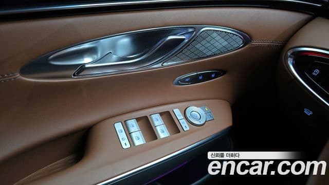 Genesis GV70, 2023 18