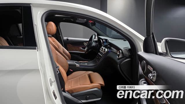 Mercedes-Benz GLC-класс X253 GLC300e 4MATIC купе, 2021 10