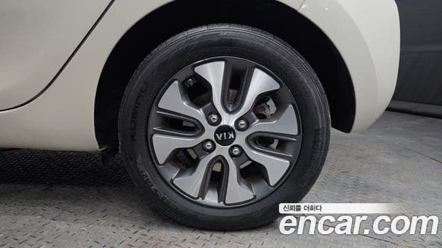 Kia The / новый New Morning Luxury, 2016 все фото