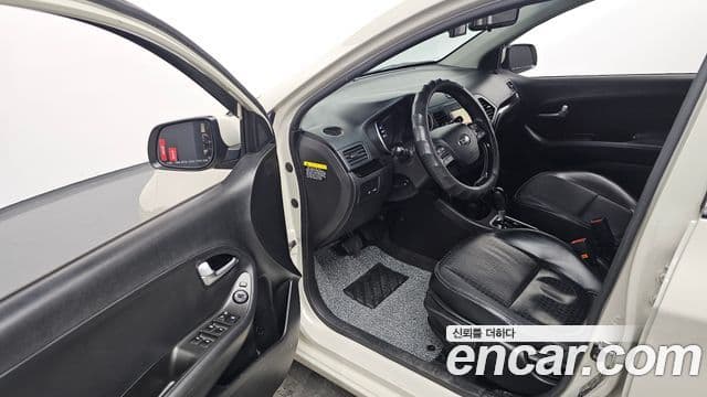 Kia The / новый New Morning Luxury, 2016 10