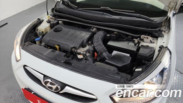 Hyundai Accent(новый кузов / новое поколение) Premium, 2014 6