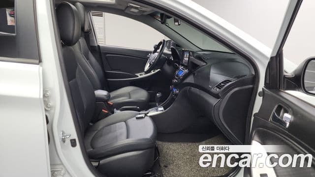 Hyundai Accent(новый кузов / новое поколение) Premium, 2014 12