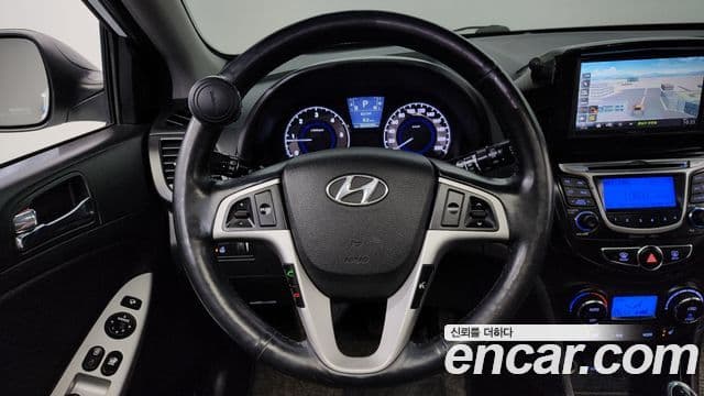 Hyundai Accent(новый кузов / новое поколение) Premium, 2014 15