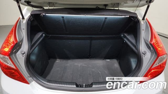 Hyundai Accent(новый кузов / новое поколение) Premium, 2014 20