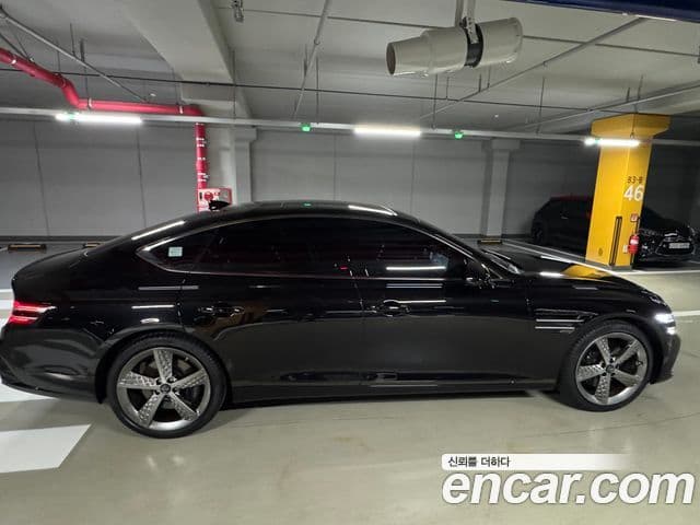 Genesis G80 (RG3) чёрный, 2025 4