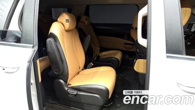 Kia Carnival 4세대 Prestige, 2022 12
