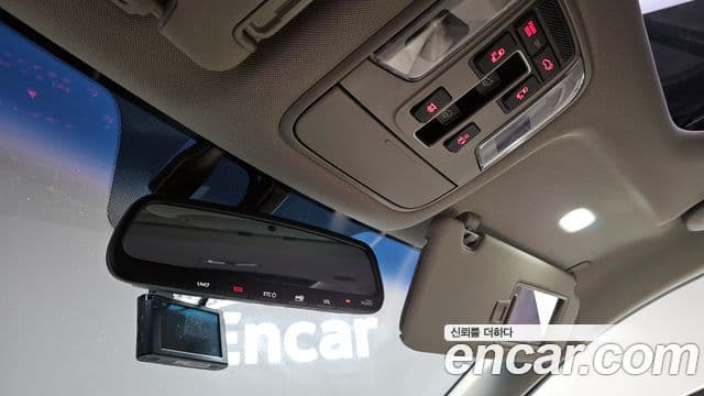 Kia The / новый New Carnival Noblesse, 2019 17