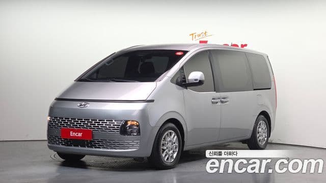 Hyundai Staria Modern, 2022 1