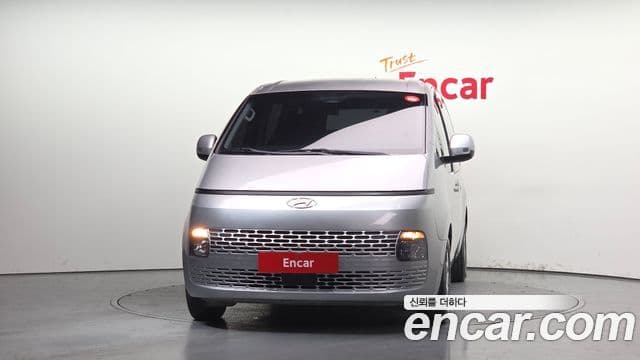 Hyundai Staria Modern, 2022 3