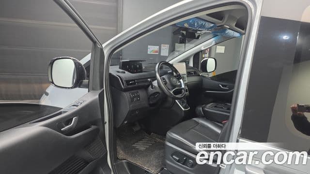 Hyundai Staria Modern, 2022 10