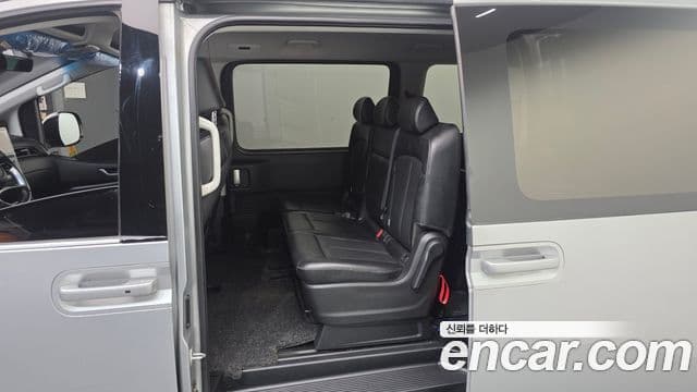 Hyundai Staria Modern, 2022 11