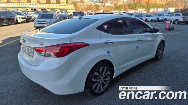 Hyundai Avante MD Premium, 2013 4