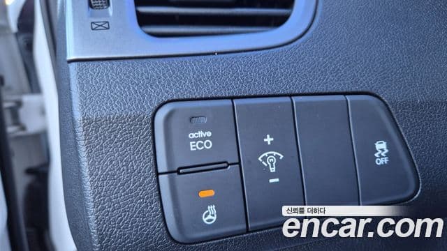 Hyundai Avante MD Premium, 2013 14