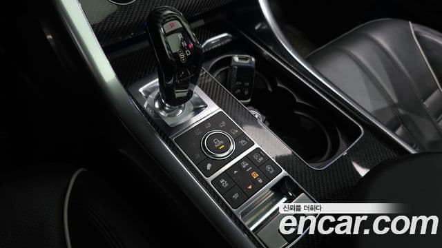 Land Rover Range Rover Sport 2세대 5.0 SVR, 2017 9