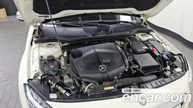 Mercedes-Benz GLA-класс X156 GLA200 d, 2016 6