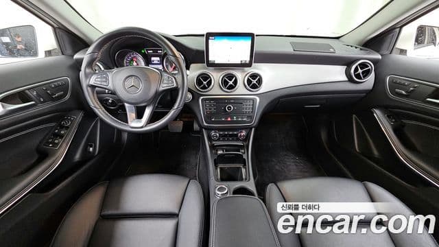 Mercedes-Benz GLA-класс X156 GLA200 d, 2016 7