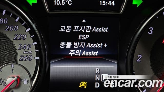 Mercedes-Benz GLA-класс X156 GLA200 d, 2016 16