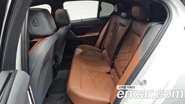 BMW i5 (G60) eDrive 40 M Sport, 2024 12