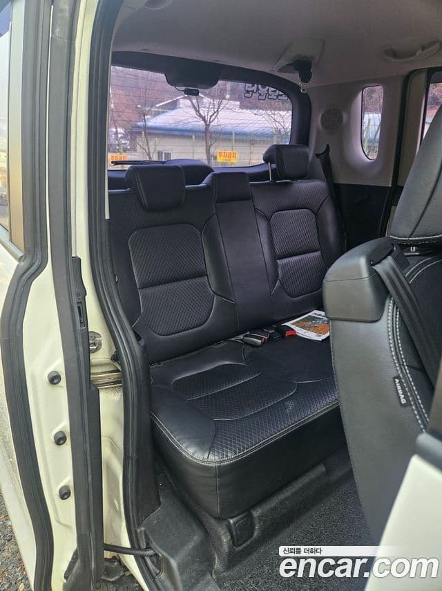 Kia Ray Special, 2013 13