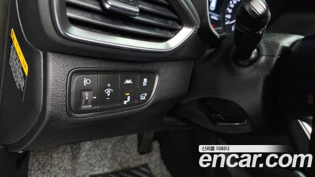 Hyundai Santa Fe TM Exclusive, 2020 17