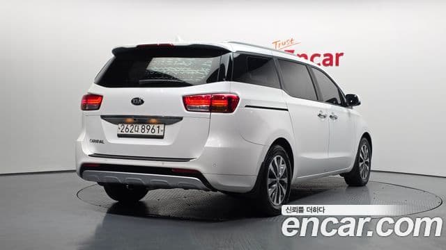 Kia All New Carnival Luxury, 2018 2