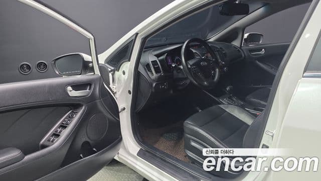 Kia K3 Trendy, 2014 10