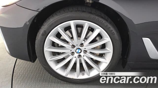 BMW 5시리즈 (G30) Luxury, 2023 все фото